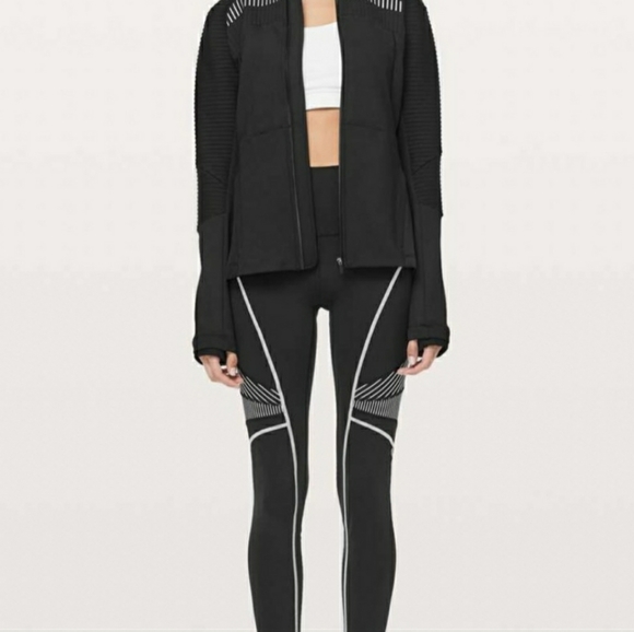 Lululemon Channel Your Energy Tight - Picture 6 of 6